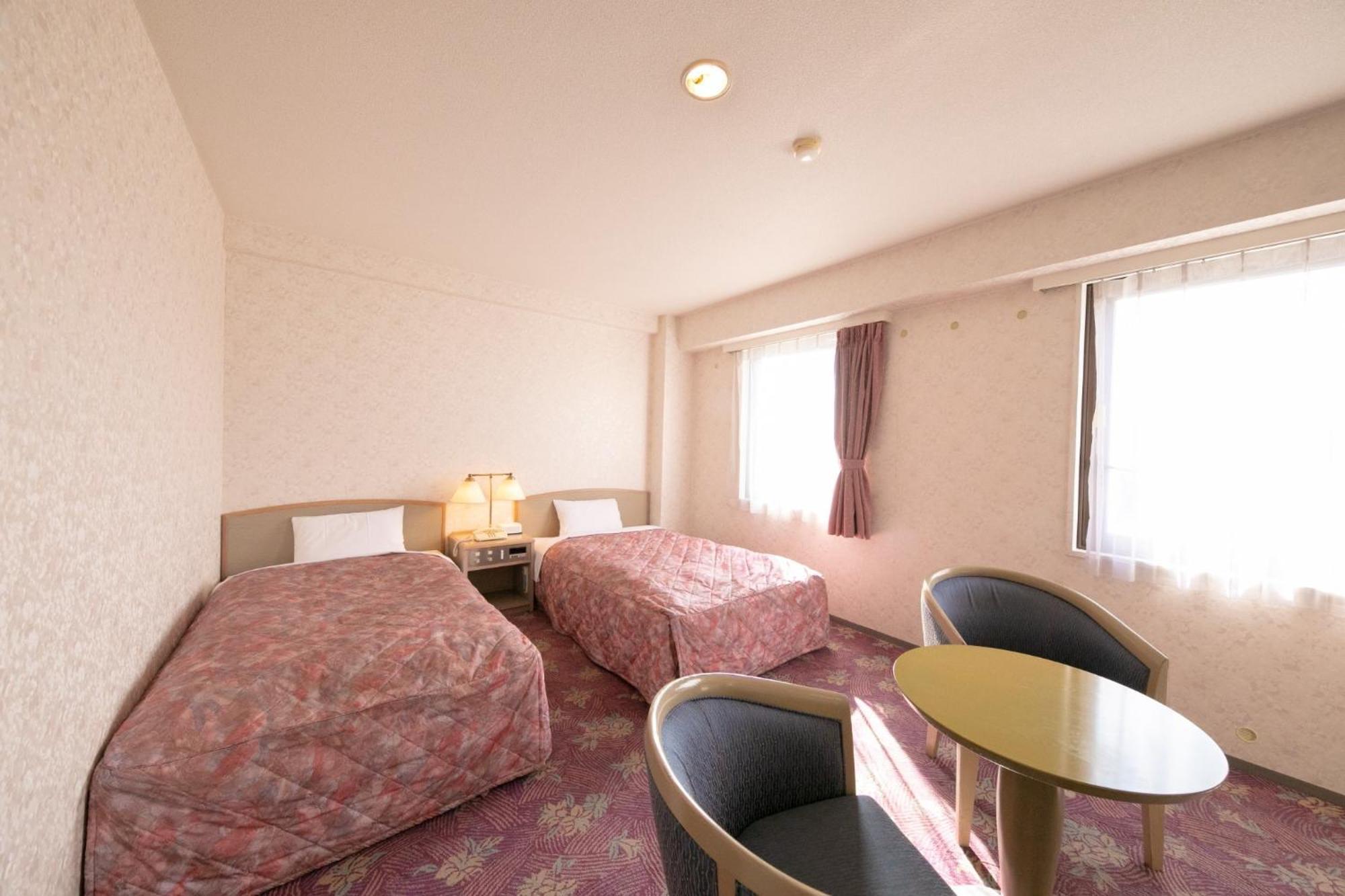 Main Hotel - Vacation Stay 82549 Miyakonojo Bagian luar foto